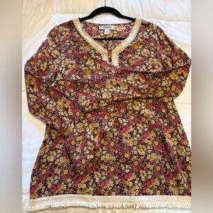 Boho Floral Bell Sleeve Top Crochet Trim Fringe Hem